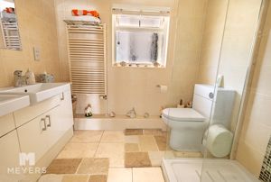 Family Shower Room- click for photo gallery